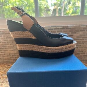 Ed Mundo Castillo wedge,2 tone black/nude color, worn,good shape,No tears/odor